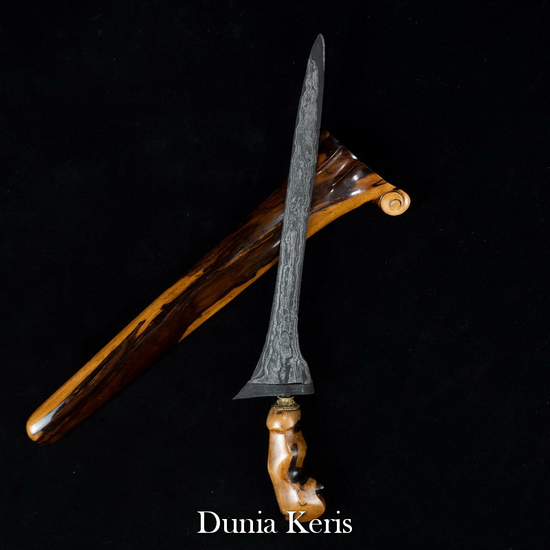 Keris Patrem Wengkon Isen Tuban Sepuh