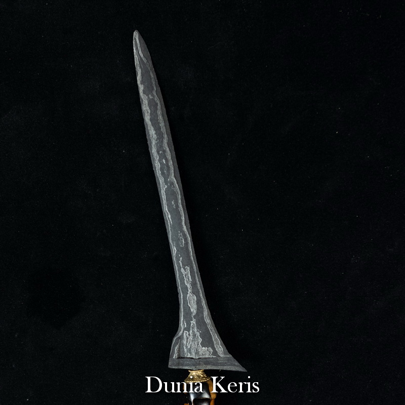 Keris Patrem Wengkon Isen Tuban Sepuh