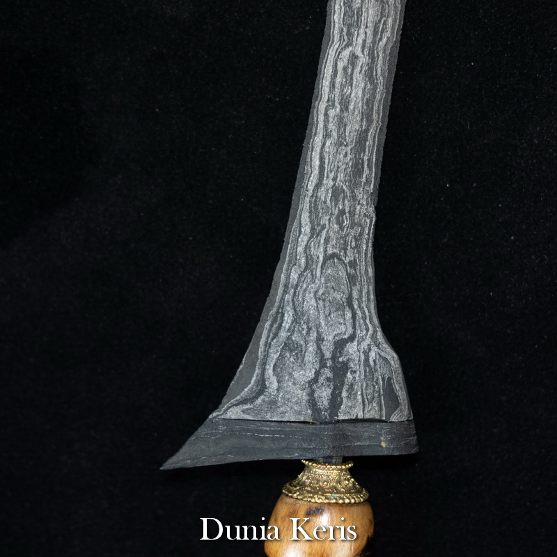 Keris Patrem Wengkon Isen Tuban Sepuh