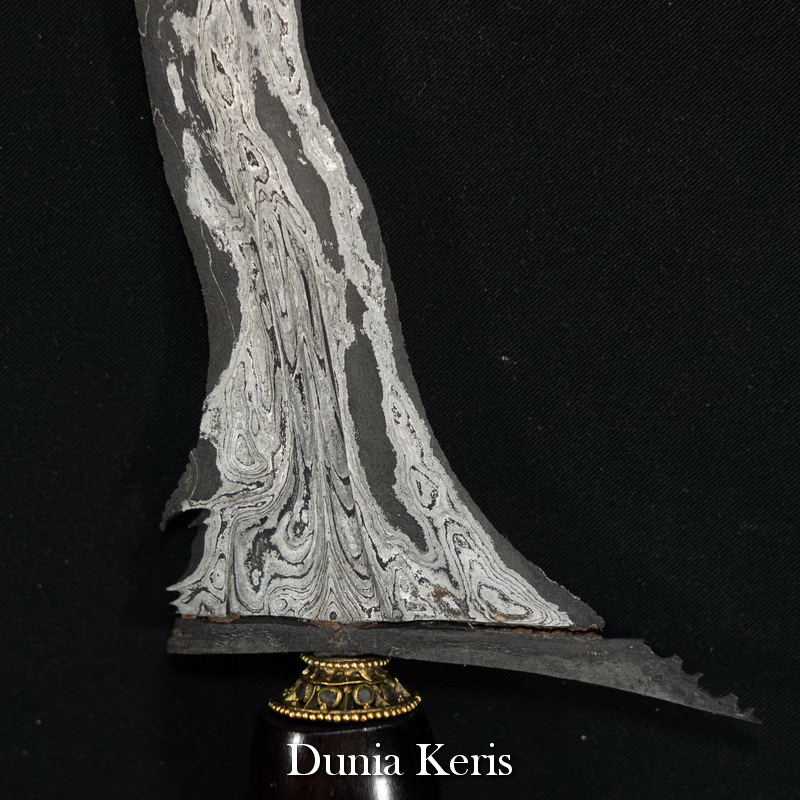 Keris Perungsari Pamor Wos Wutah Mataram SA