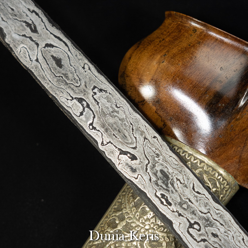 Keris Yudogati Pamor Bromo Watu Sumenent Sepuh