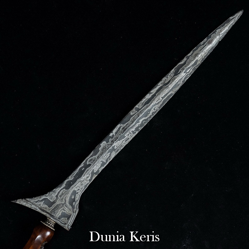 Keris Jalak Nguwung madiun Sepuh