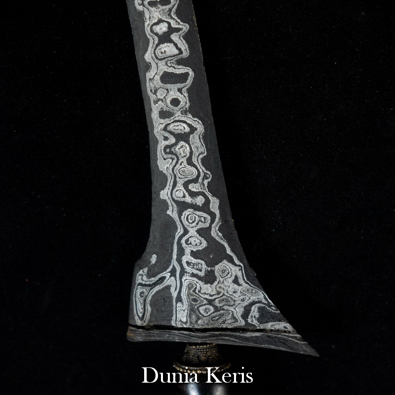 Keris Lurus Pamor Walang Sinuduk Padjajaran Spuh