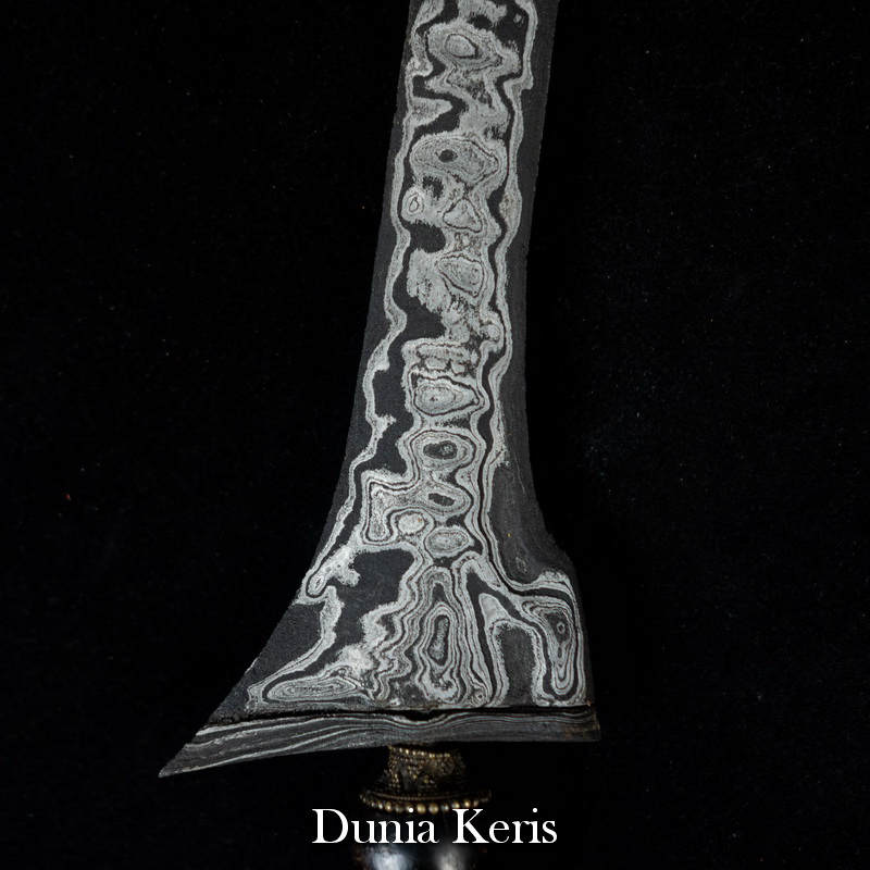 Keris Lurus Pamor Walang Sinuduk Padjajaran Spuh