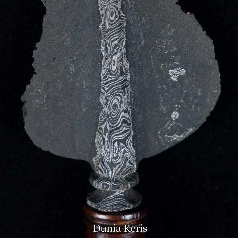 Tombak Kunthul Nglanggak Pamor Kengangga Ginubah4_resize